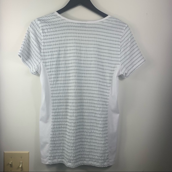 Eddie Bauer Women’s T-Shirt Top - Picture 4 of 11